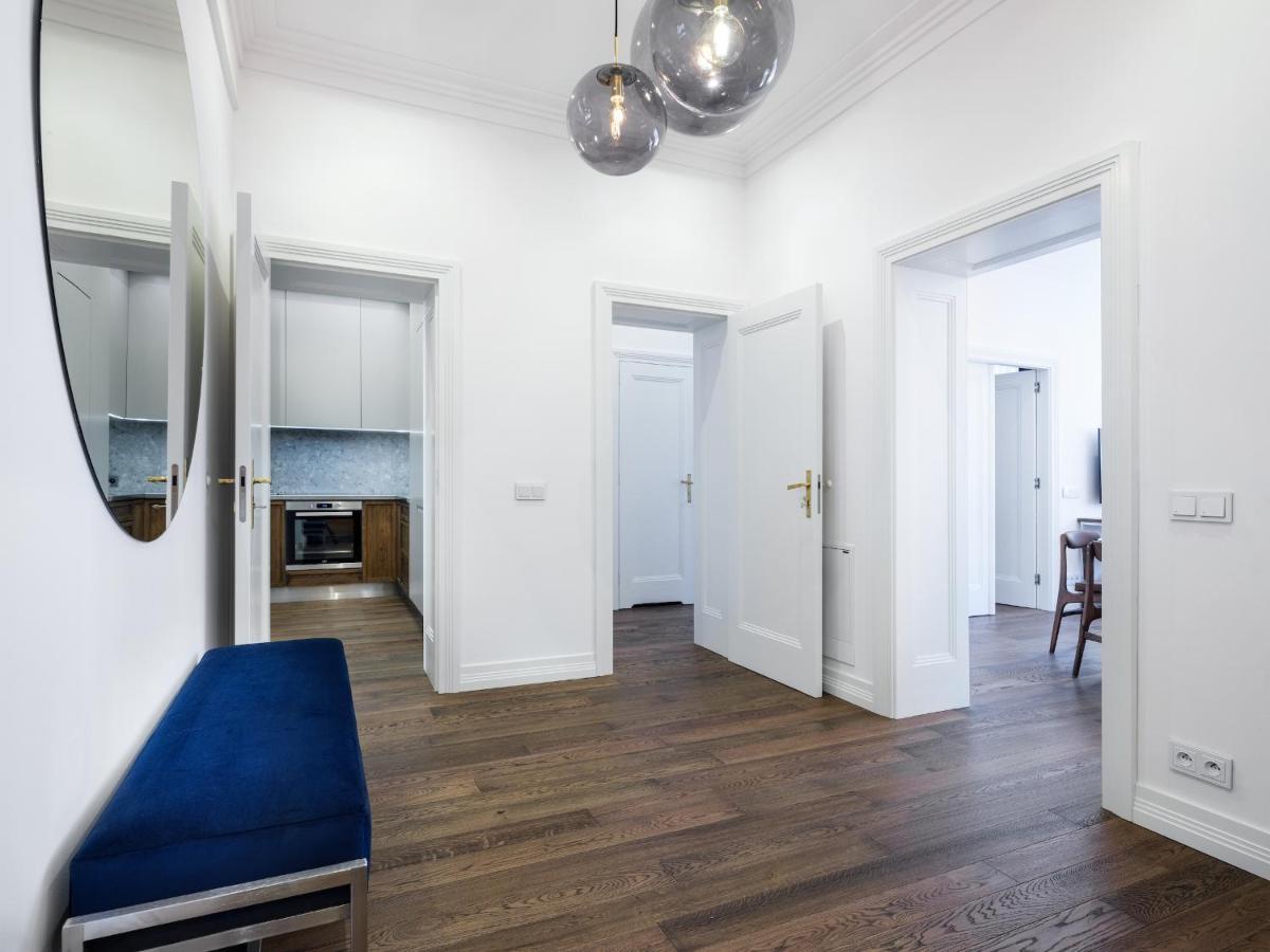 Tyzenhauz Grand Apartaments คราคูฟ ภายนอก รูปภาพ