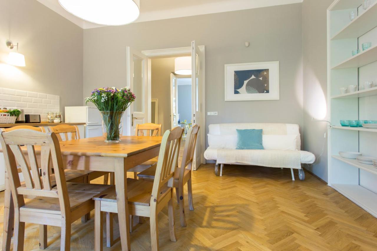 Tyzenhauz Grand Apartaments คราคูฟ ภายนอก รูปภาพ