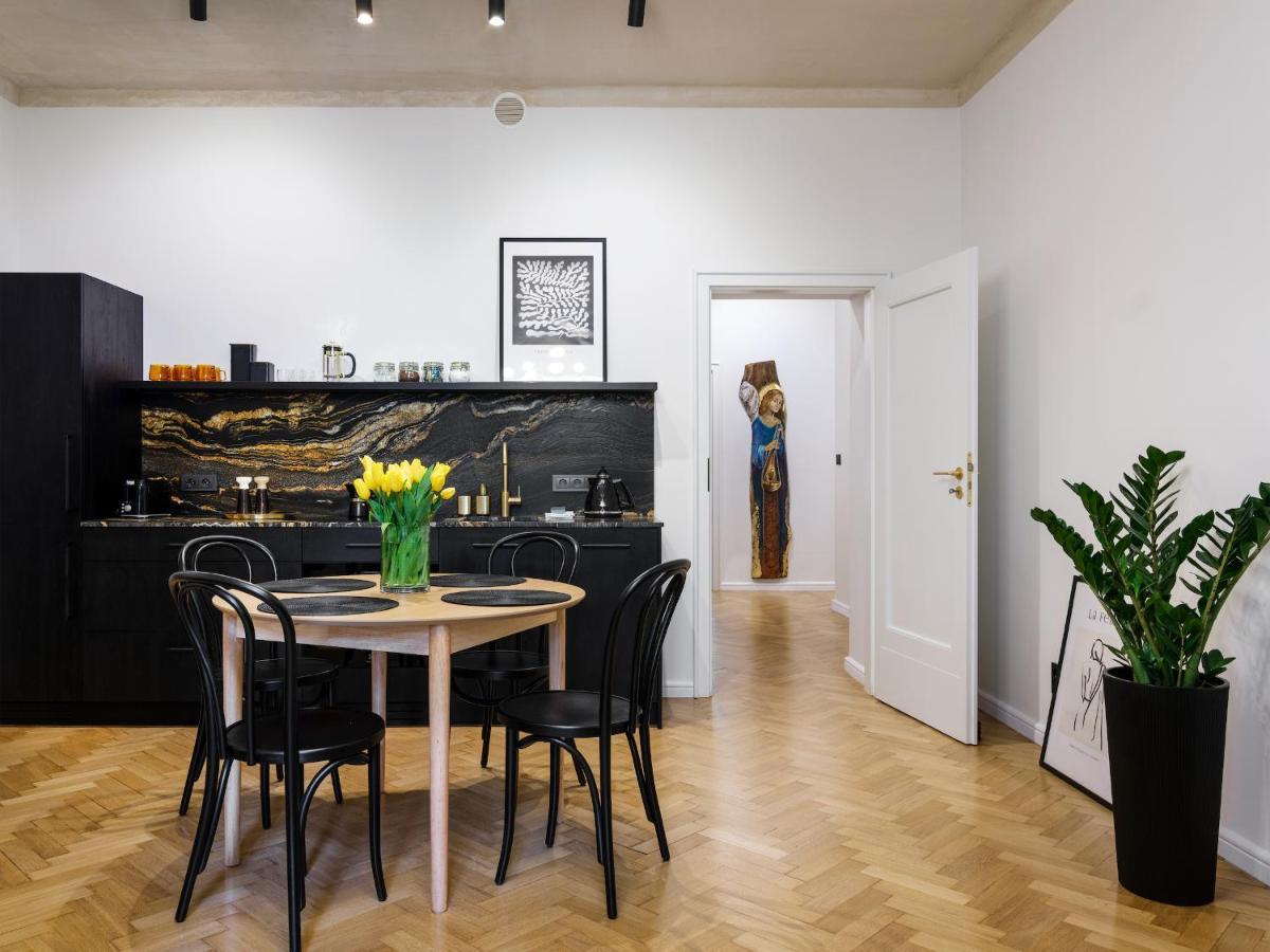 Tyzenhauz Grand Apartaments คราคูฟ ภายนอก รูปภาพ
