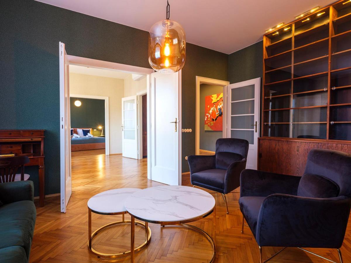 Tyzenhauz Grand Apartaments คราคูฟ ภายนอก รูปภาพ