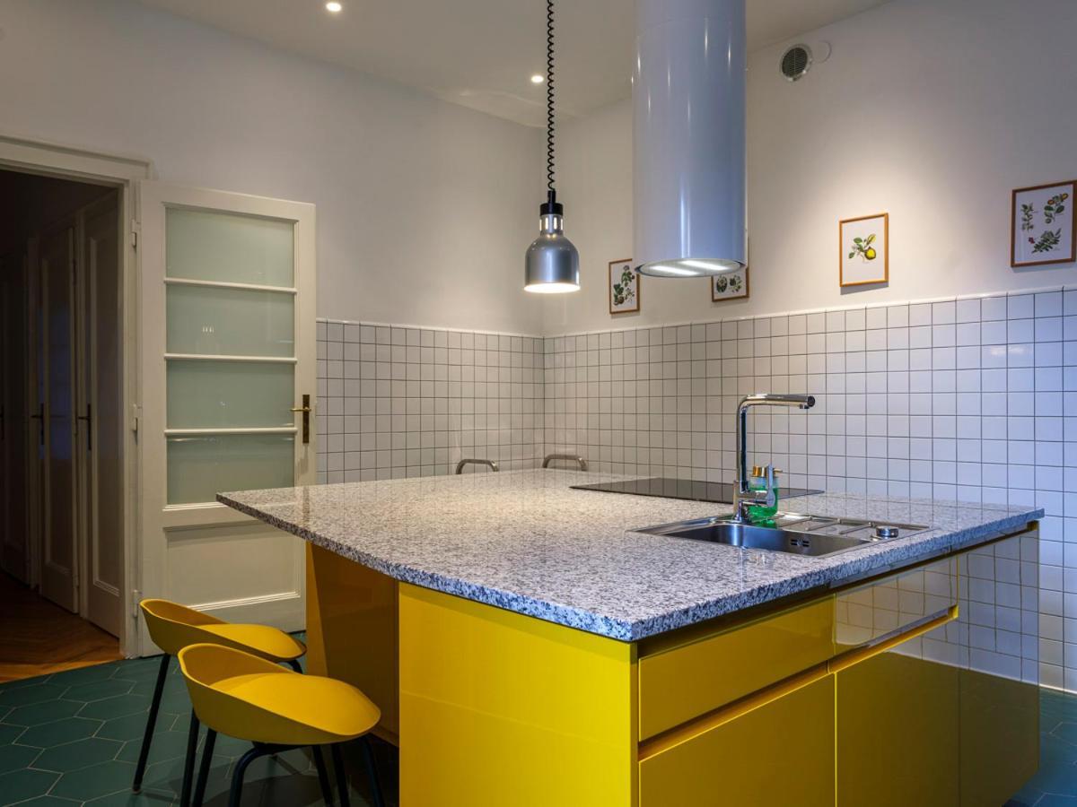 Tyzenhauz Grand Apartaments คราคูฟ ภายนอก รูปภาพ