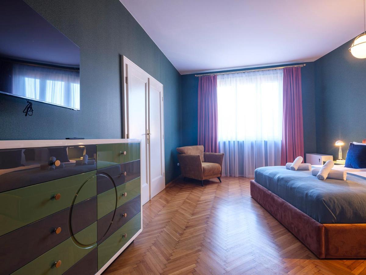 Tyzenhauz Grand Apartaments คราคูฟ ภายนอก รูปภาพ